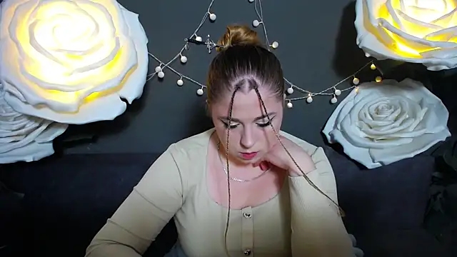 JessikaDaniel online show from November 2025 07:30:01 AM