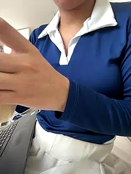 DulceMya6 online show from December 2025 02:24:02 PM