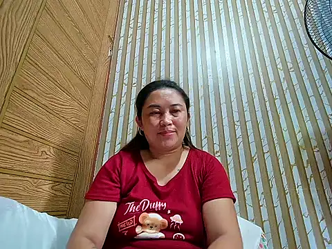 LalaiAsian online show from December 2025 01:35:01 AM