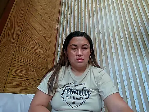 LalaiAsian online show from April 2026 06:30:02 AM