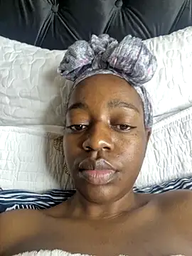 Snapshot of Sexynaughty_Gal chatting on December 2025 10:14:01 PM Sexynaughty Gal online show from December 2025 10:14:01 PM