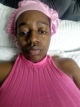 Snapshot of Sexynaughty_Gal chatting on December 2025 09:11:01 PM Sexynaughty Gal online show from December 2025 09:11:01 PM