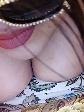 Srishtijain51 online show from July 2026 12:46:02 PM