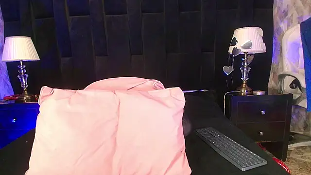 shelsyloreds online show from February 2025 11:55:01 AM