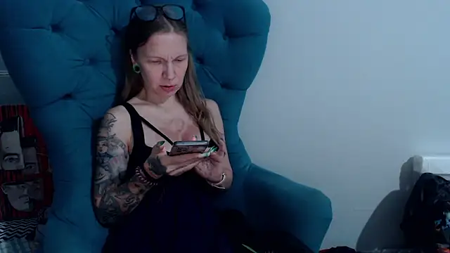 alexandra zaryanova online show from February 2025 03:18:02 PM