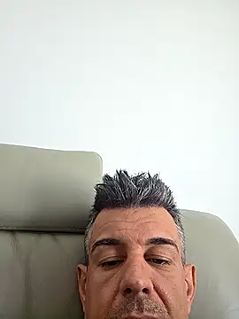 Snapshot of kekko-1982 chatting on April 2026 08:13:01 AM kekko-1982 online show from April 2026 08:13:01 AM