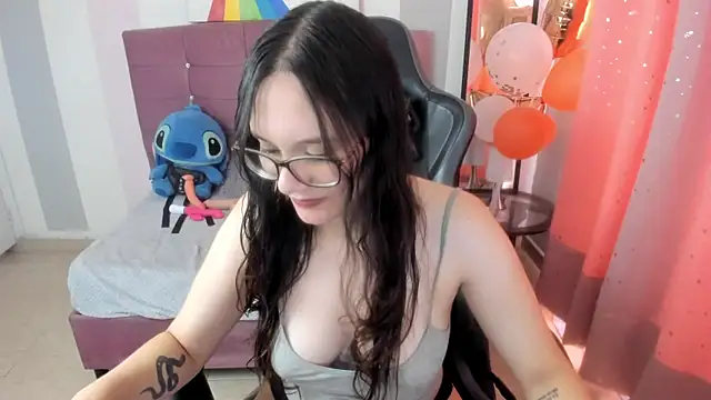 Snapshot of Wanda_sg chatting on May 2026 04:50:01 PM Wanda sg online show from May 2026 04:50:01 PM