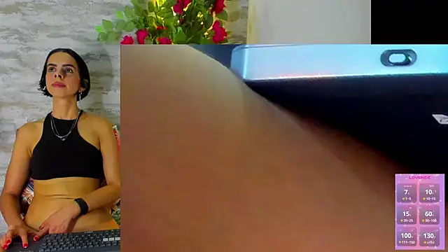 Amelia Myers online show from December 2025 10:51:01 PM