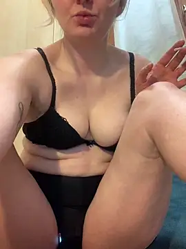 Snapshot of vanda26hot chatting on April 2026 09:30:02 AM vanda26hot online show from April 2026 09:30:02 AM