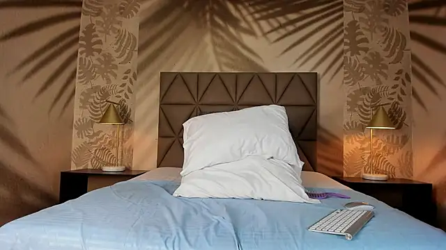 Scarleett 22 online show from April 2026 07:58:02 PM