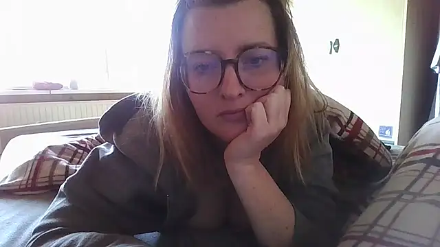 LiquidLeonie online show from March 2026 08:07:01 AM