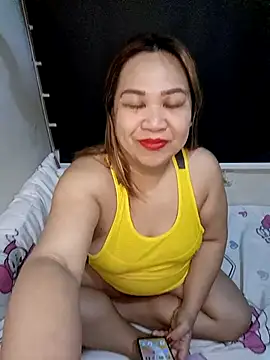 Snapshot of Sweet_asian_kylie chatting on October 2025 08:52:01 PM Sweet asian kylie online show from October 2025 08:52:01 PM