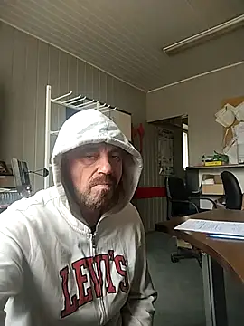 Snapshot of wilkalfa chatting on April 2026 10:20:02 AM wilkalfa online show from April 2026 10:20:02 AM