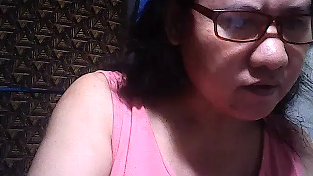 sweetsosie18 online show from April 2026 11:59:01 AM