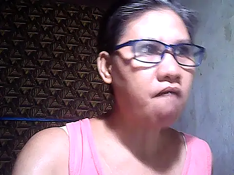Snapshot of sweetsosie18 chatting on July 2026 10:51:01 AM sweetsosie18 online show from July 2026 10:51:01 AM
