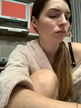 SeducingYoghourt online show from January 2025 04:19:02 PM