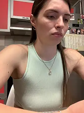 SeducingYoghourt online show from March 2025 04:45:01 PM