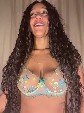 Kaiisa  online show from October 2025 12:04:01 AM