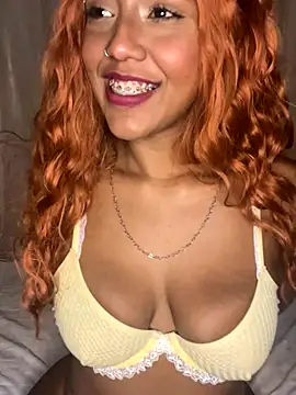 Kaiisa  online show from December 2025 12:15:02 AM