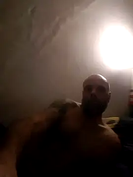 Snapshot of Ladyshaker82 chatting on February 2025 09:16:02 PM Ladyshaker82 online show from February 2025 09:16:02 PM