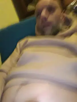 Snapshot of Ladyshaker82 chatting on November 2025 06:06:02 AM Ladyshaker82 online show from November 2025 06:06:02 AM