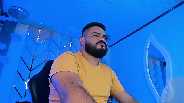 MichaelBear  online show from February 2025 01:17:02 PM