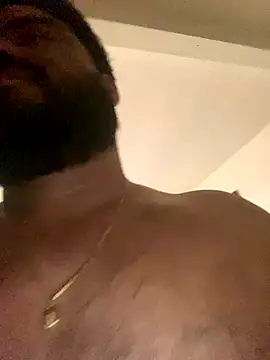 MichaelBear  online show from December 2025 09:22:02 PM