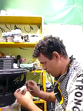 king-lobo-act online show from December 2025 02:11:01 PM