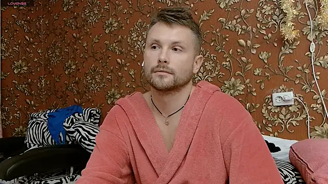 MartinBrandon online show from October 2025 07:24:02 PM