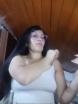 Snapshot of Tania_mature chatting on June 2026 05:51:01 PM Tania mature online show from June 2026 05:51:01 PM