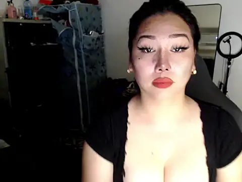 urqueendominant online show from April 2026 04:57:02 AM