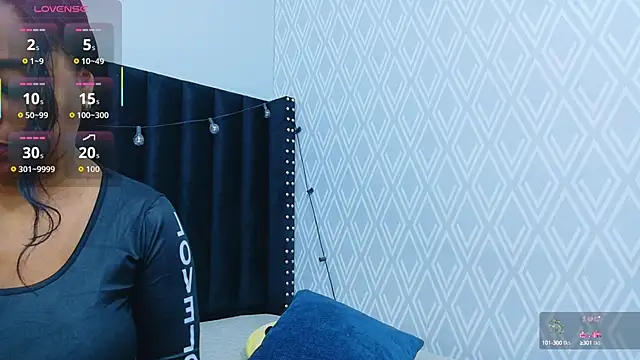 colombiamommy online show from October 2025 02:40:02 PM