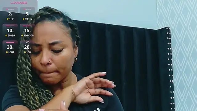 colombiamommy online show from April 2026 12:13:01 PM