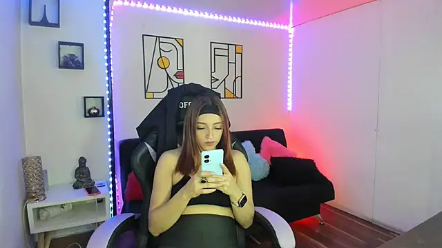 kay marie online show from February 2025 06:45:01 PM