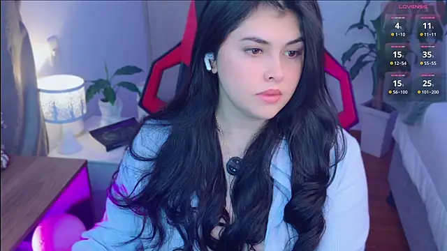 Alyaa s online show from April 2026 02:26:02 AM