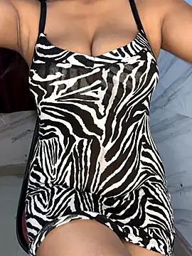 Ms Divya online show from October 2025 11:12:02 AM