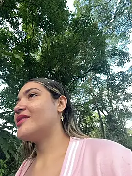 Snapshot of Sarita-candy chatting on July 2026 09:08:02 PM Sarita-candy online show from July 2026 09:08:02 PM