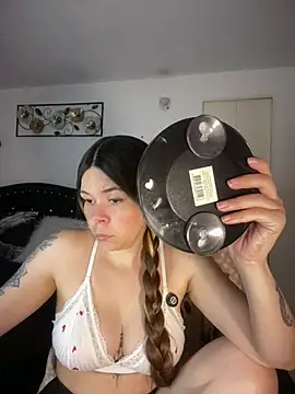 carolina16love online show from April 2026 08:45:02 PM