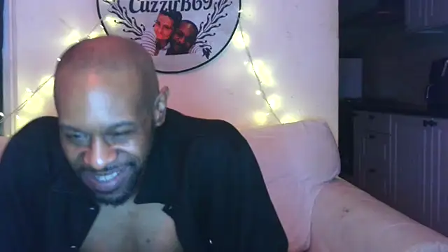 CuzzyB69 online show from April 2026 12:15:01 AM