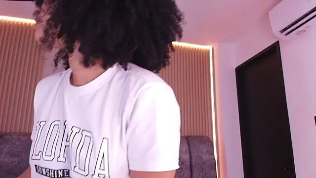 naia blessed online show from February 2026 07:10:01 PM