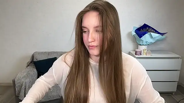 EvaMaddison online show from February 2026 05:06:02 PM