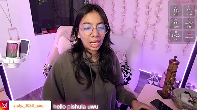 Snapshot of Nami_usagi chatting on January 2026 12:33:02 PM Nami usagi online show from January 2026 12:33:02 PM