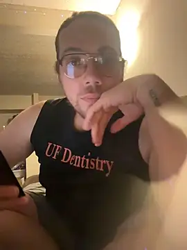 Snapshot of lucasgalacticman chatting on October 2025 03:28:02 AM lucasgalacticman online show from October 2025 03:28:02 AM