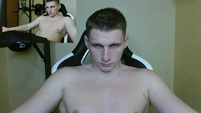 Snapshot of PoliglotJoe chatting on December 2024 01:04:02 AM PoliglotJoe online show from December 2024 01:04:02 AM