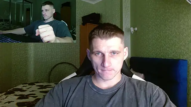 Snapshot of PoliglotJoe chatting on January 2025 06:21:01 PM PoliglotJoe online show from January 2025 06:21:01 PM