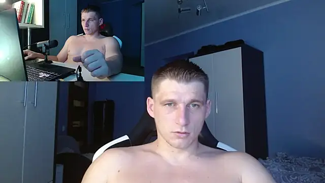 Snapshot of PoliglotJoe chatting on September 2025 02:28:01 PM PoliglotJoe online show from September 2025 02:28:01 PM