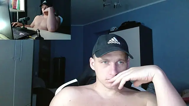 Snapshot of PoliglotJoe chatting on September 2025 04:14:01 AM PoliglotJoe online show from September 2025 04:14:01 AM