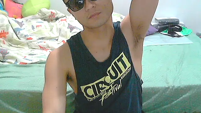 Snapshot of hifunbb1069tw chatting on February 2026 02:14:01 PM hifunbb1069tw online show from February 2026 02:14:01 PM