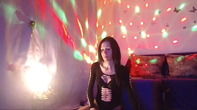 ElysaSun online show from November 2025 06:50:02 PM