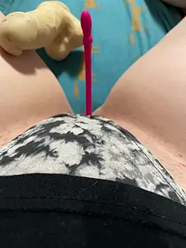 katcclovea online show from March 2025 04:54:01 PM